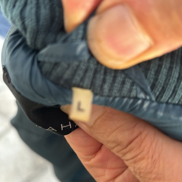 Tahari puffer parka coat L - Picture 9 of 9